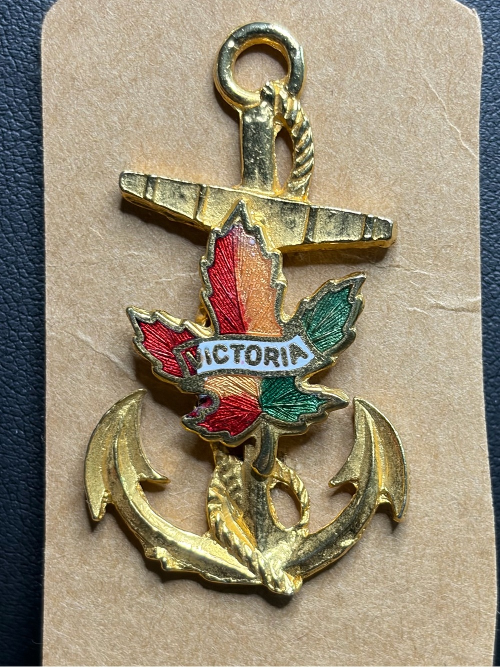 Vintage Victoria gold tone  brooch